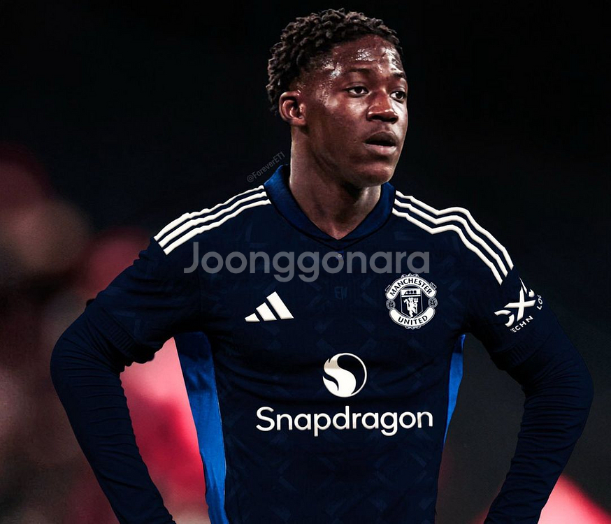 (새상품) 24-25 맨유 어웨이 No.37 마이누 정품 유니폼--8