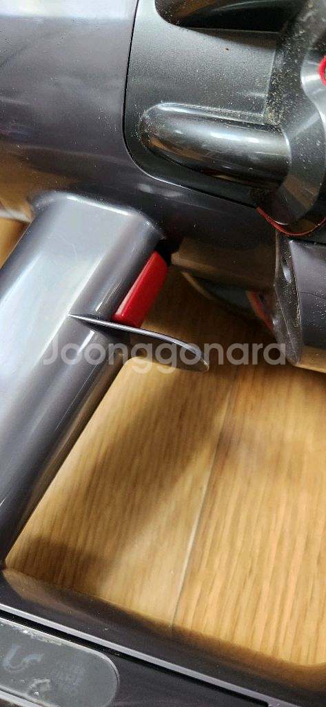 다이슨 V10 플러피 엑스트라 무선청소기--1