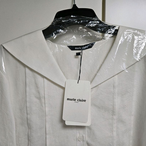 마리끌레르 세일러 카라 핀턱 블라우스(MOEABL02MWH) 66사이즈