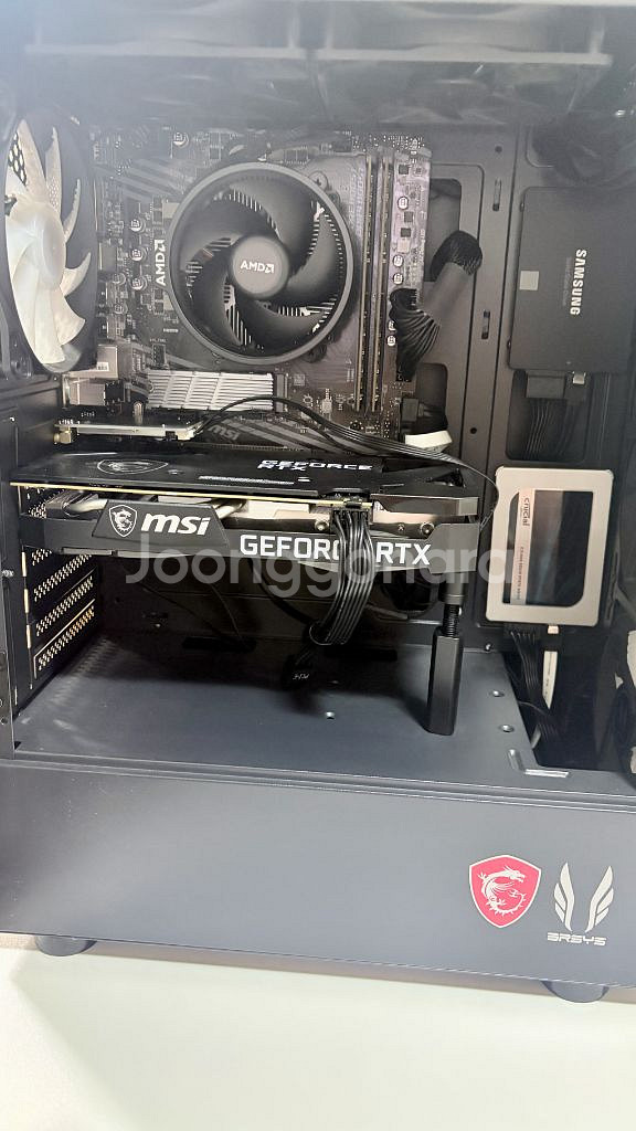 데스크탑 3060. 저장용량 2.5테라. 램32기가. 키보드마우스스피커포함.--1