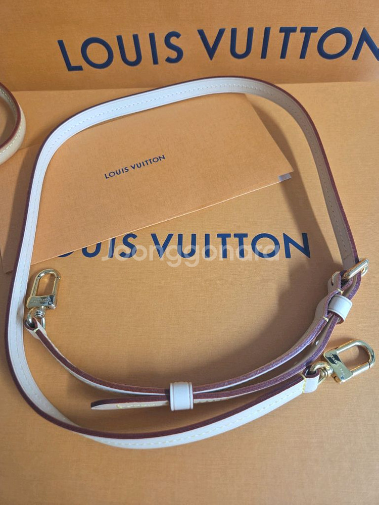 루이비통 튀렌느 pm--3