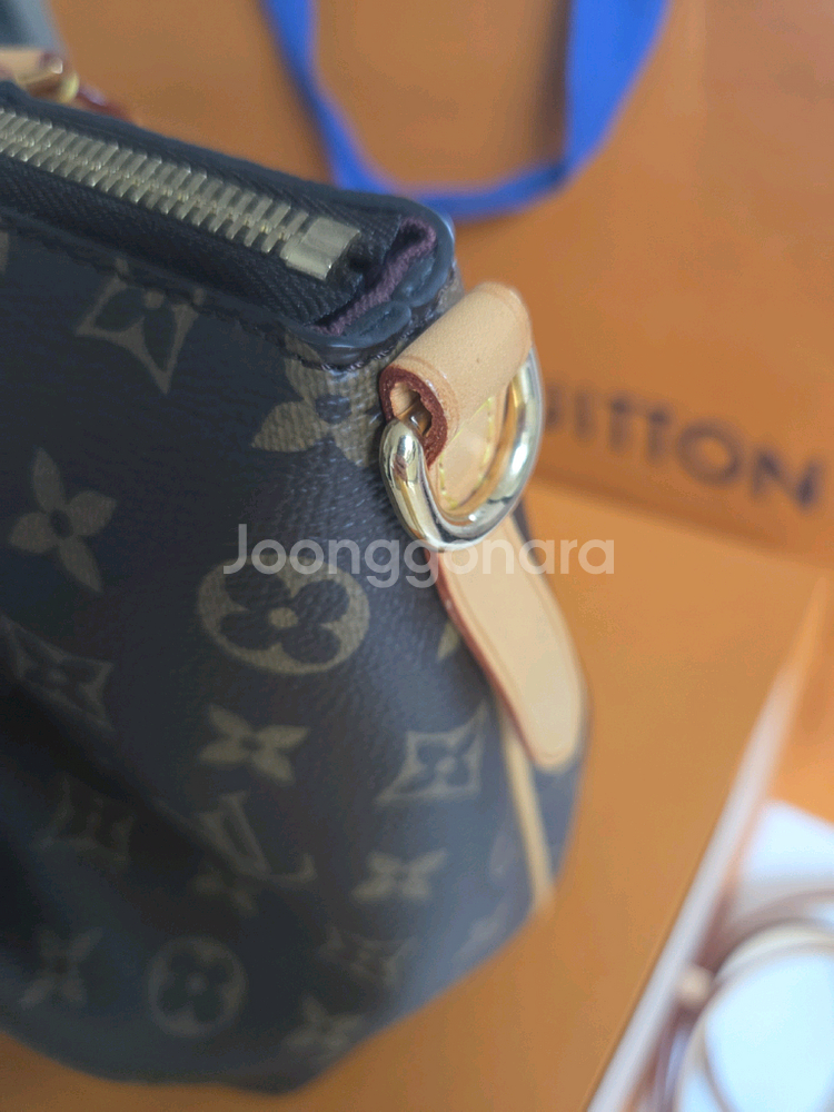 루이비통 튀렌느 pm--4