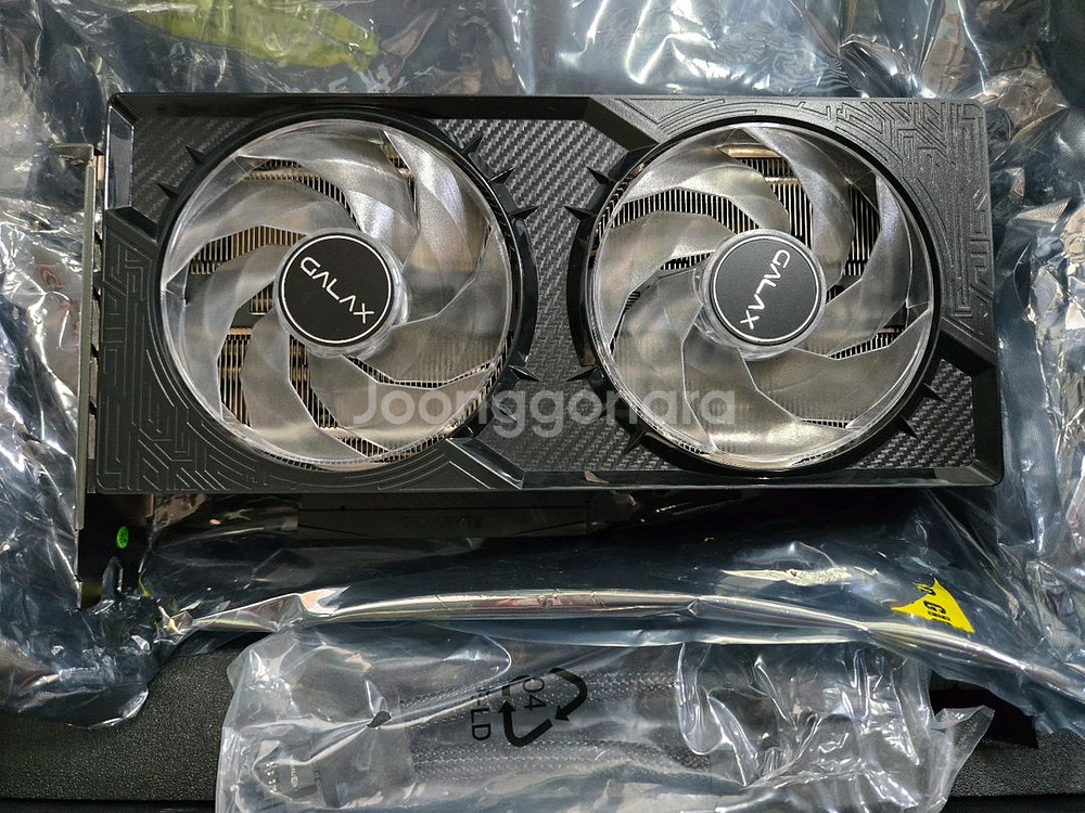 갤럭스 RTX 5070 1-CLICK OC 그래픽카드--2