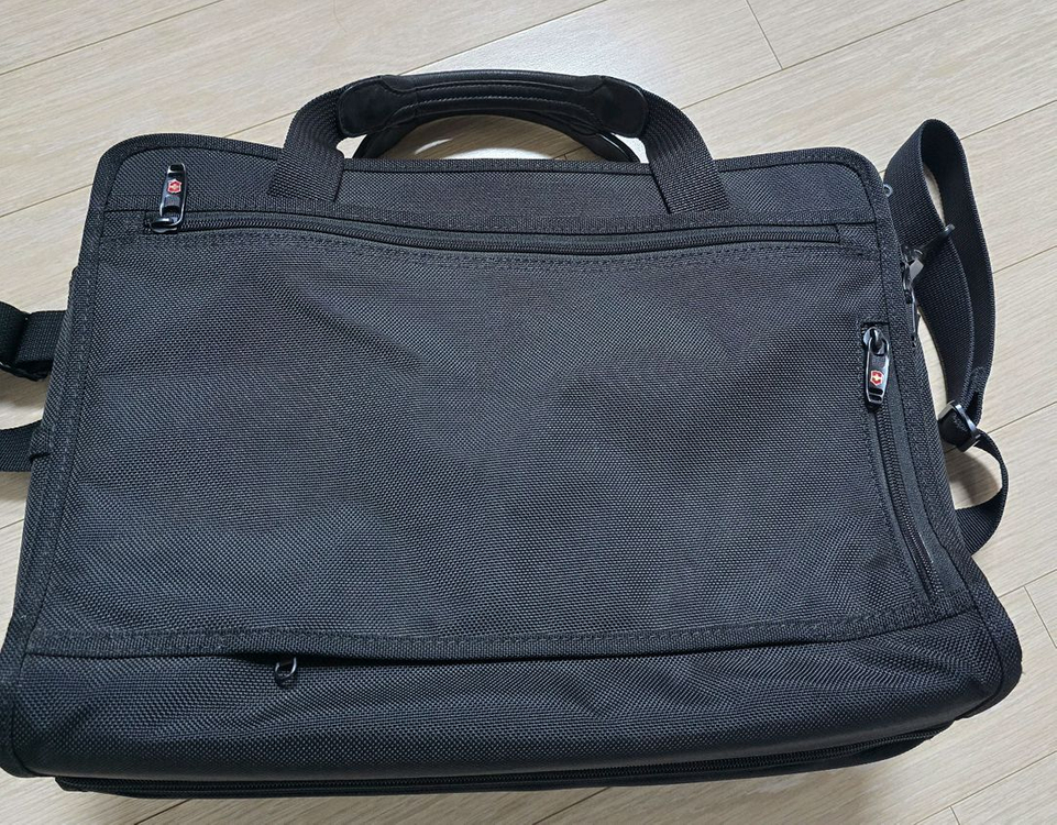 빅토리녹스 2way 비즈니스 가방--1