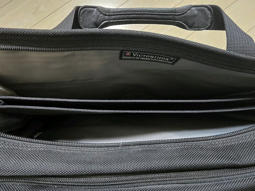 빅토리녹스 2way 비즈니스 가방--3