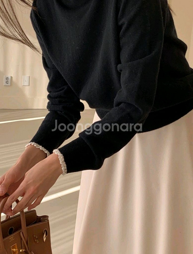 보웬 셀린 레이스 폴라 니트 제평 더캐시미어 타임--3