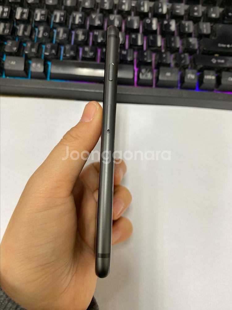 아이폰8 스그 특SSS급 256GB 배터리100% 선물용--5