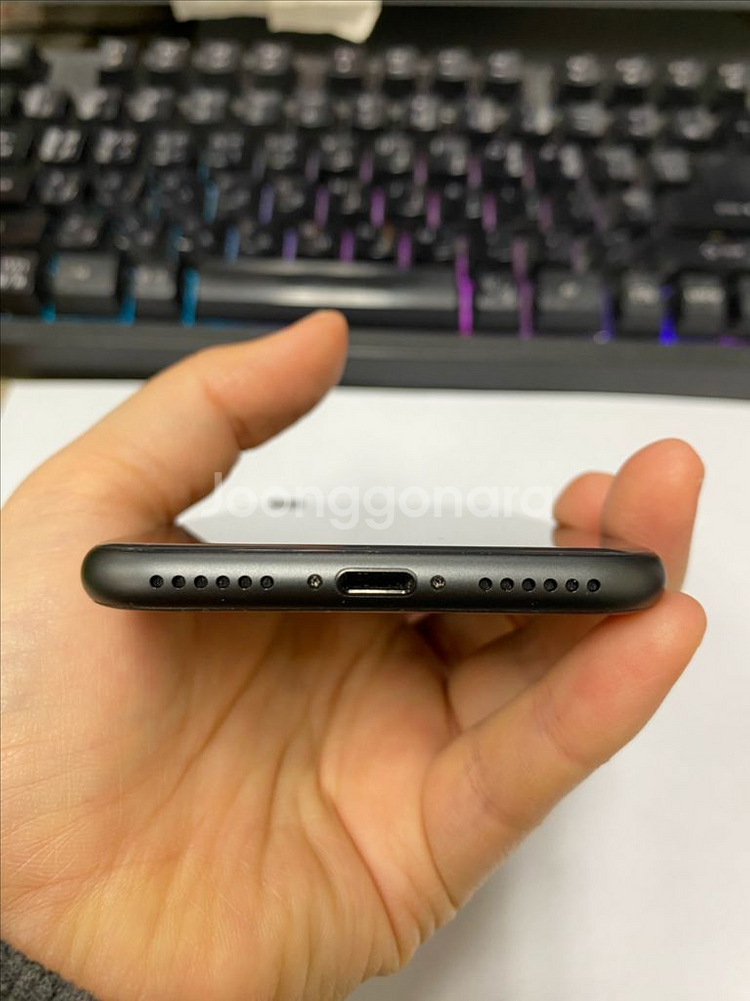 아이폰8 스그 특SSS급 256GB 배터리100% 선물용--6