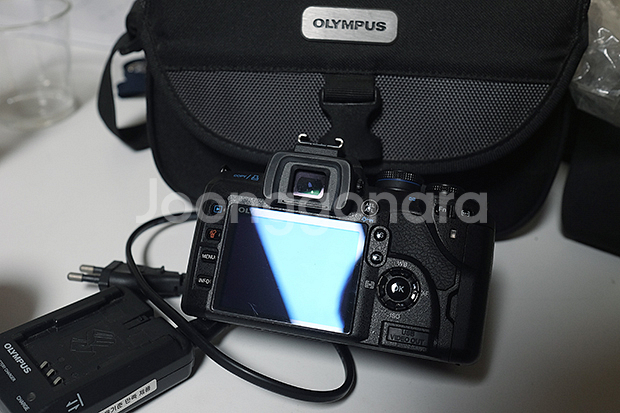 올림푸스 E-520 랜즈2개,플레쉬 set 팝니다--9