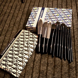 크리스찬 디올 12개 뷰티 브러쉬 세트