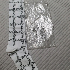 (새상품) Jw Anderson 니삭스