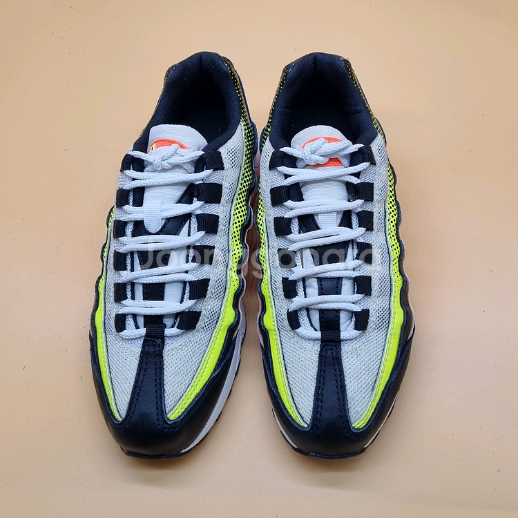 나이키 에어맥스95 레트로 퓨처 운동화230--1