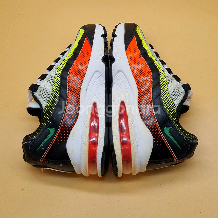 나이키 에어맥스95 레트로 퓨처 운동화230--3