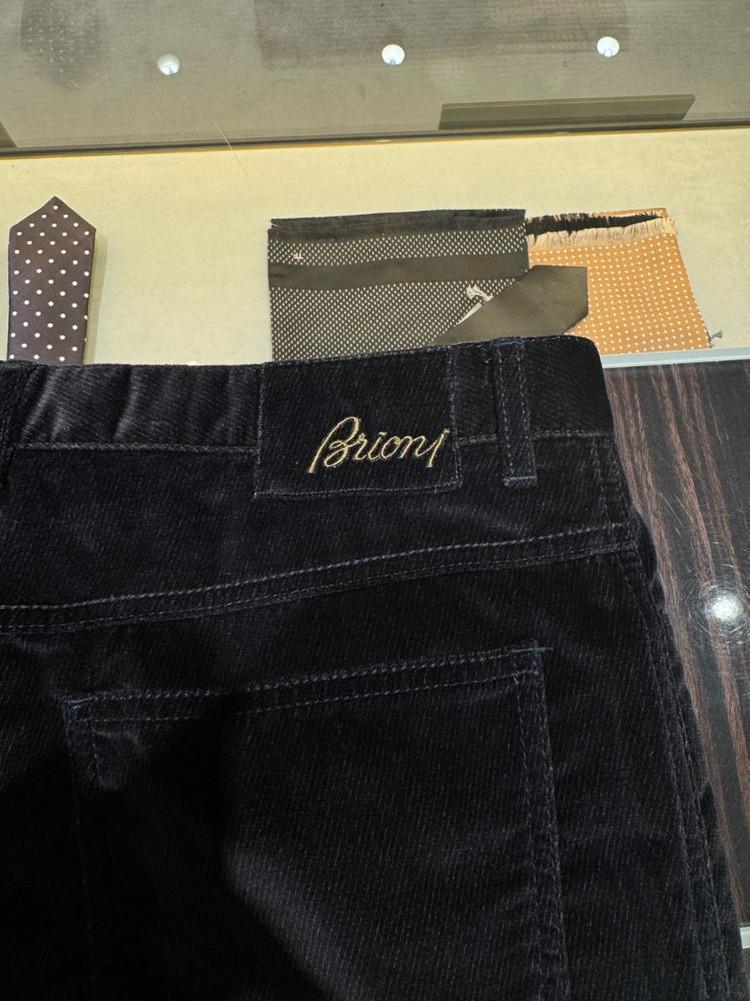 브리오니 블랙 벨벳 바지 36--1