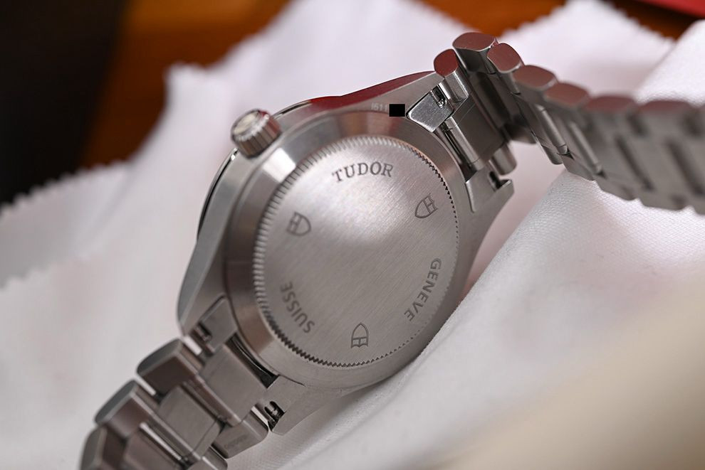 튜더 스타일 12310 34mm 시계 이미지