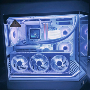 라이젠7 9800X3D RTX5070TI Y60 화이트PC