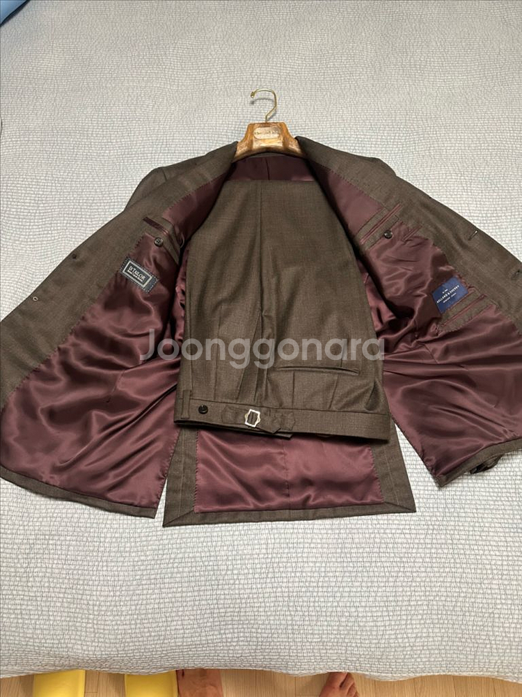 디아이(DI)테일러 홀랜드앤쉐리 수트--1