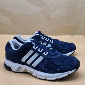 아디다스 이큅먼트10 네이비여성운동화235_