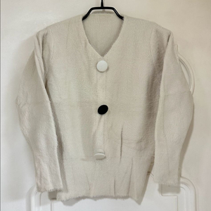 여성 아이보리 앙고라 긴팔 니트