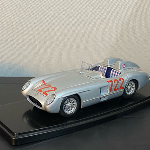 1/18 부라고 벤츠 300 SLR 다이캐스트