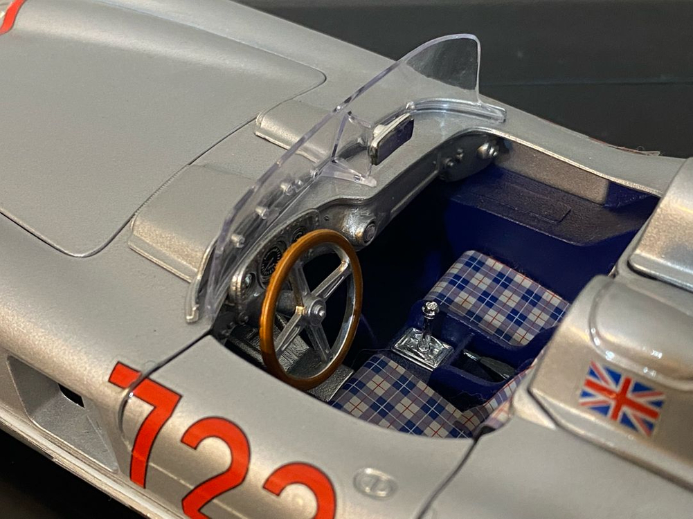 1/18 부라고 벤츠 300 SLR 다이캐스트--2