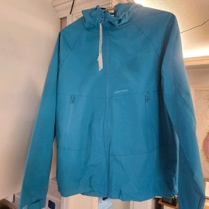 자라키즈 바람막이 판매합니다.