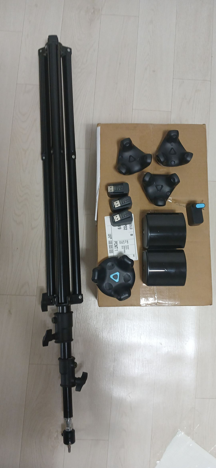 퀘스트 프로 신품, 베이스 스테이션, 트래커--1