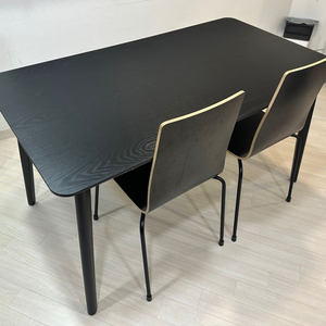 이케아 리사보 식탁 테이블 + 의자 2개