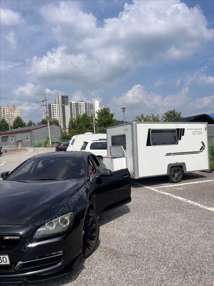 국내 qt320 300급 캠핑 카라반 소형 카라반 미니카라반 노지캠핑 이미지