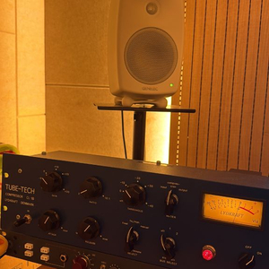 BAE 1073 MP 마이크 프리앰프