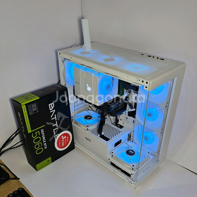 새제품 RTX5060 토마호크 AMD9600X 방송용 게이밍컴퓨터 본체--5