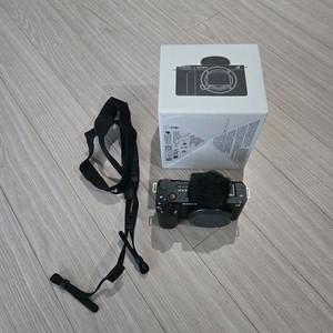 소니 ZV-E1 팝니다.