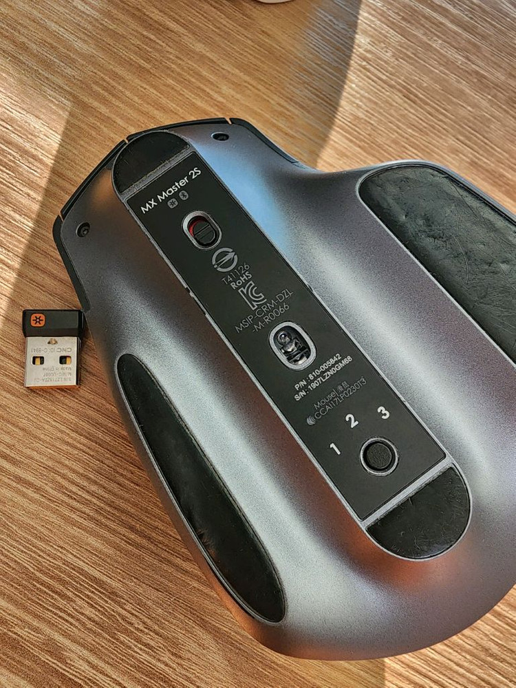 로지텍 MX MASTER 2S 이미지