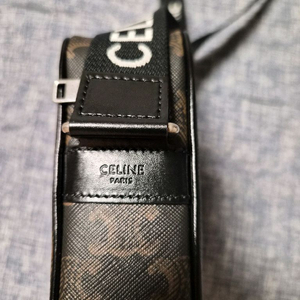 셀린느 트리옹프 메신저백