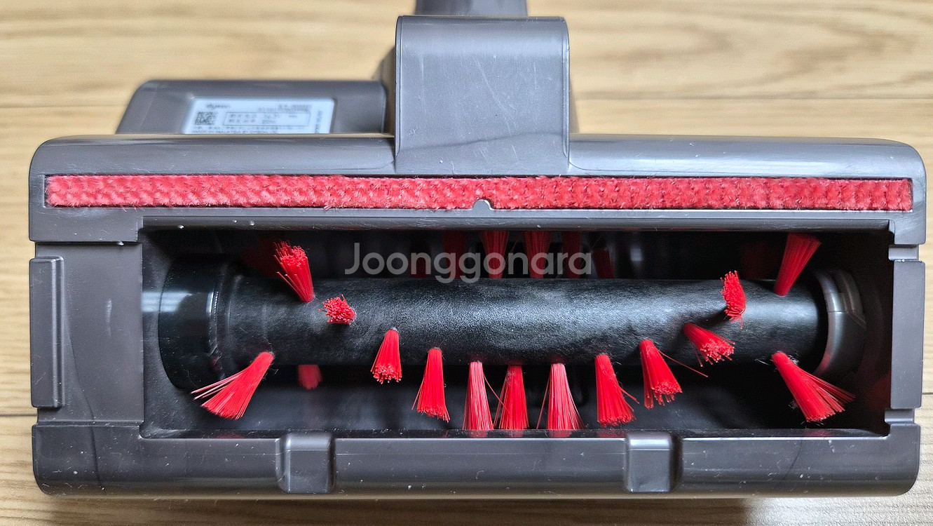 깨끗하게 세척한 다이슨 V6 무선 청소기(11분 연속동작)--6