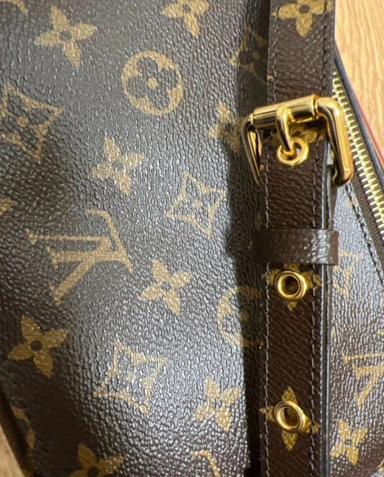 루이비통 포쉐트 메티스 이미지