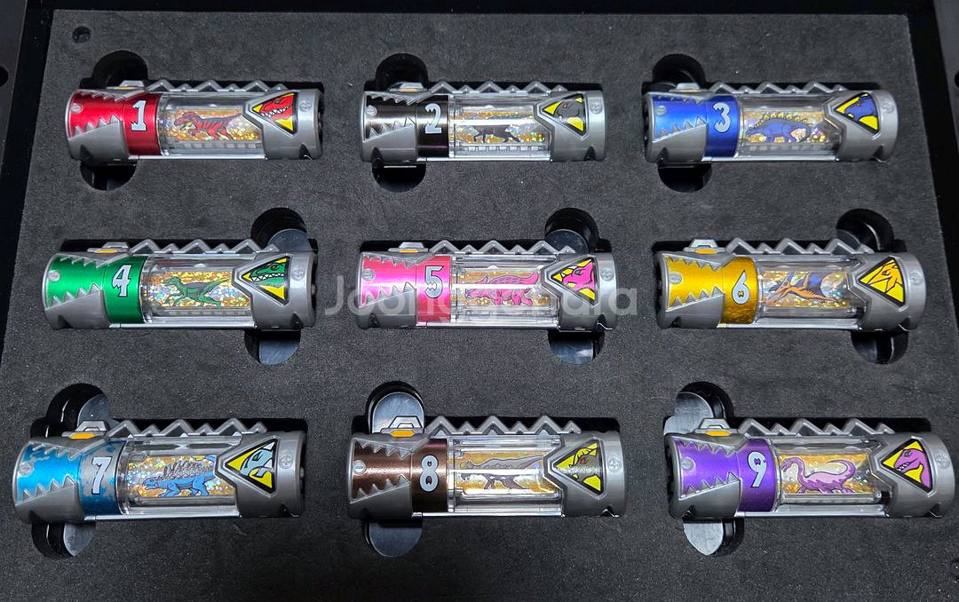 파워레인저 다이노포스(수전전대 쿄류쟈)DX 메탈릭 다이노셀(수전지) 세트 팝니다--3