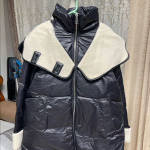 블랙 뽀글이 퍼 패딩 점퍼 이미지