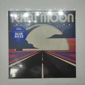 Khruangbin & Leon Bridges (크루앙빈 & 리온 브릿지스) - Texas Moon (EP)