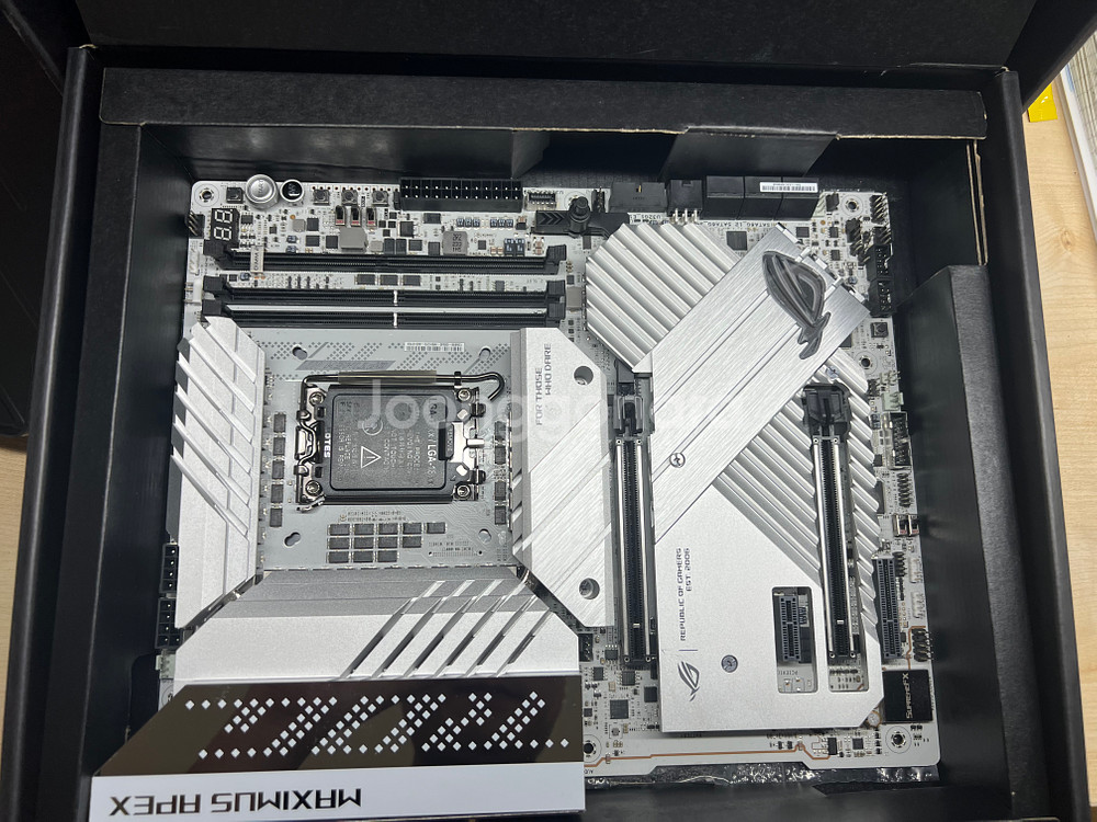 ROG MAXIMUS Z790 APEX 메인보드--0