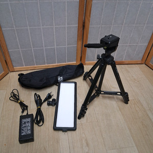 Andover CM-280D 비디오라이트 패널