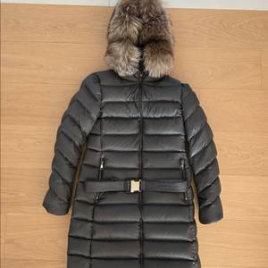 몽클레어 리어지 2사이즈 팔아요