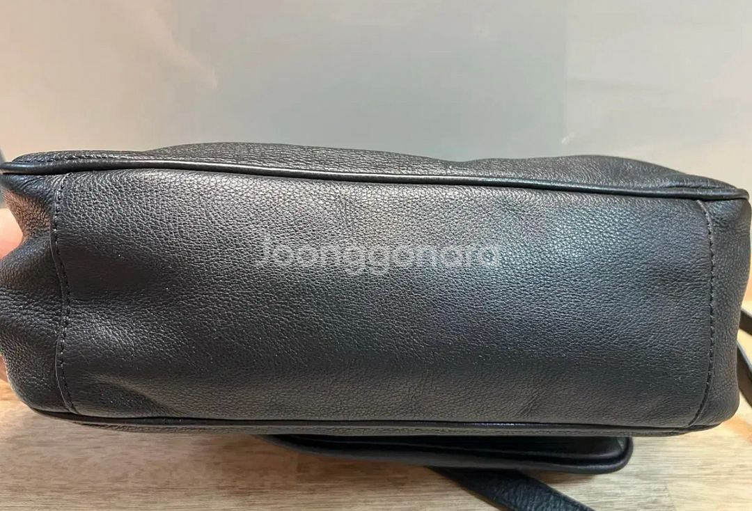 마크제이콥스 크로스--4