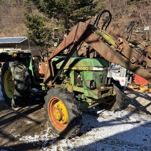 부품용 존디어 트랙터 존디어1040 50마력입니다 엔진상태 매우좋음 트래터 르렉터