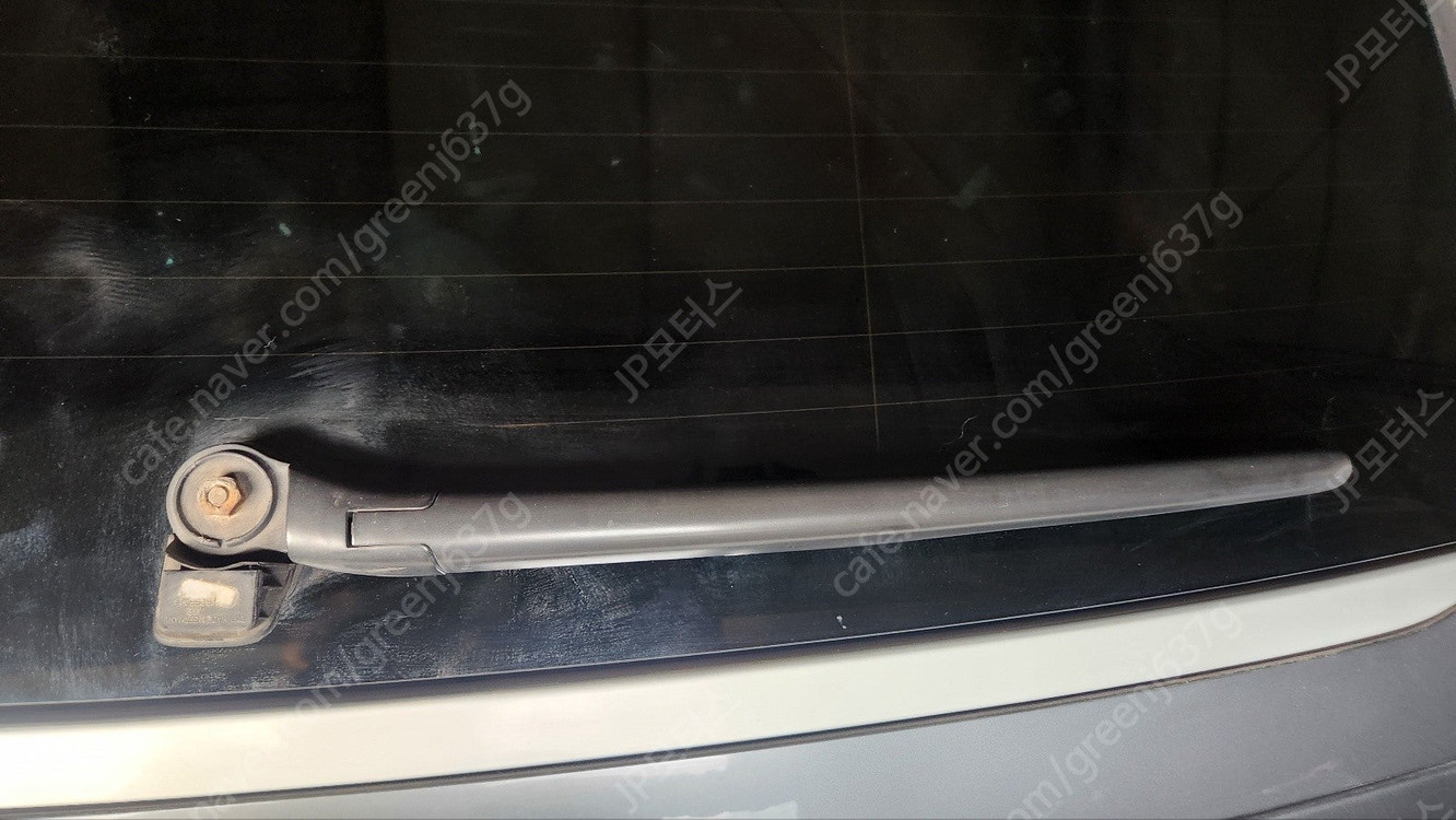 [중고]2005년식 955 카이엔 4.5L V8 트렁크 도어 앗세이 판매합니다--1