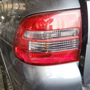 [중고] 2005년식 955 카이엔 테일라이트 판매합니다