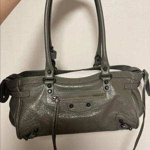 발렌시아가 르시티 이스트웨스트 아미그린