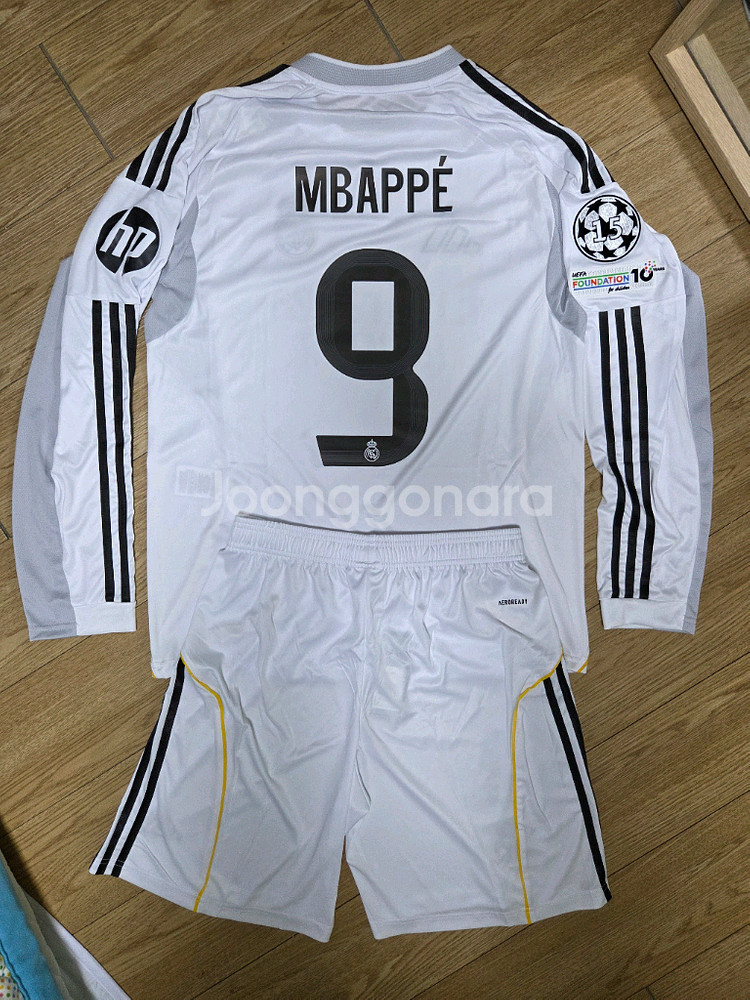 25-26시즌 레알마드리드 음바페 축구 유니폼 축구복 상하의세트 새상품 판매(사이즈 105)--1