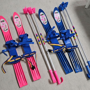 아동용 스키 셋트 산타스키 판매해요 ^