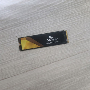 하이닉스 P31 골드 1TB 1테라 팝니다